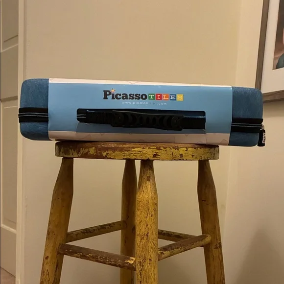 100-Piece Colorful Magnetic Building Set - Picture 6 of 9